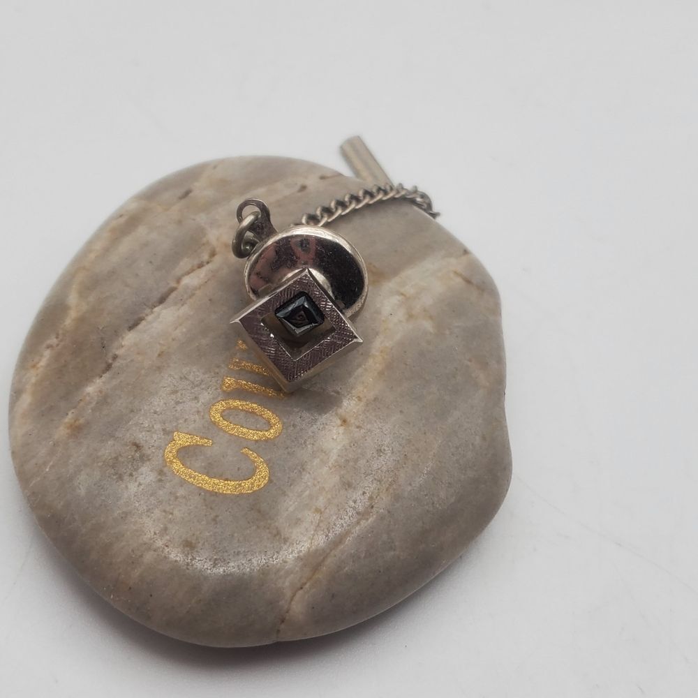 Grandpa's estate‎ evil eye tie clip